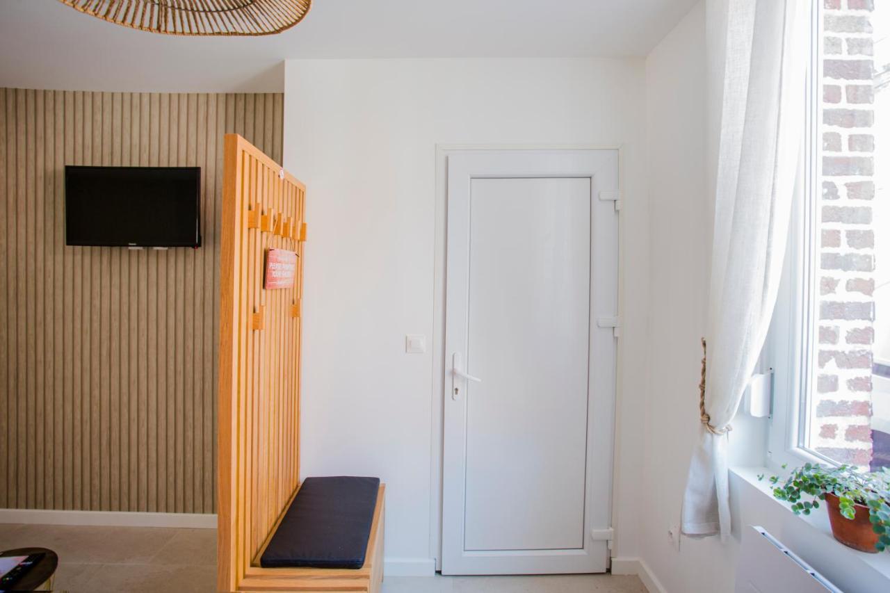 Ideal Pro & Couple - 2 Logements Theme Boho Chic Rdc & Dandy 1Er Etage - Quartier Calme - Jardin - Wifi Hd - Smart Tv - Parking Gratuit - Proche Centre & Transports - Ask Home Valenciennes Exterior foto
