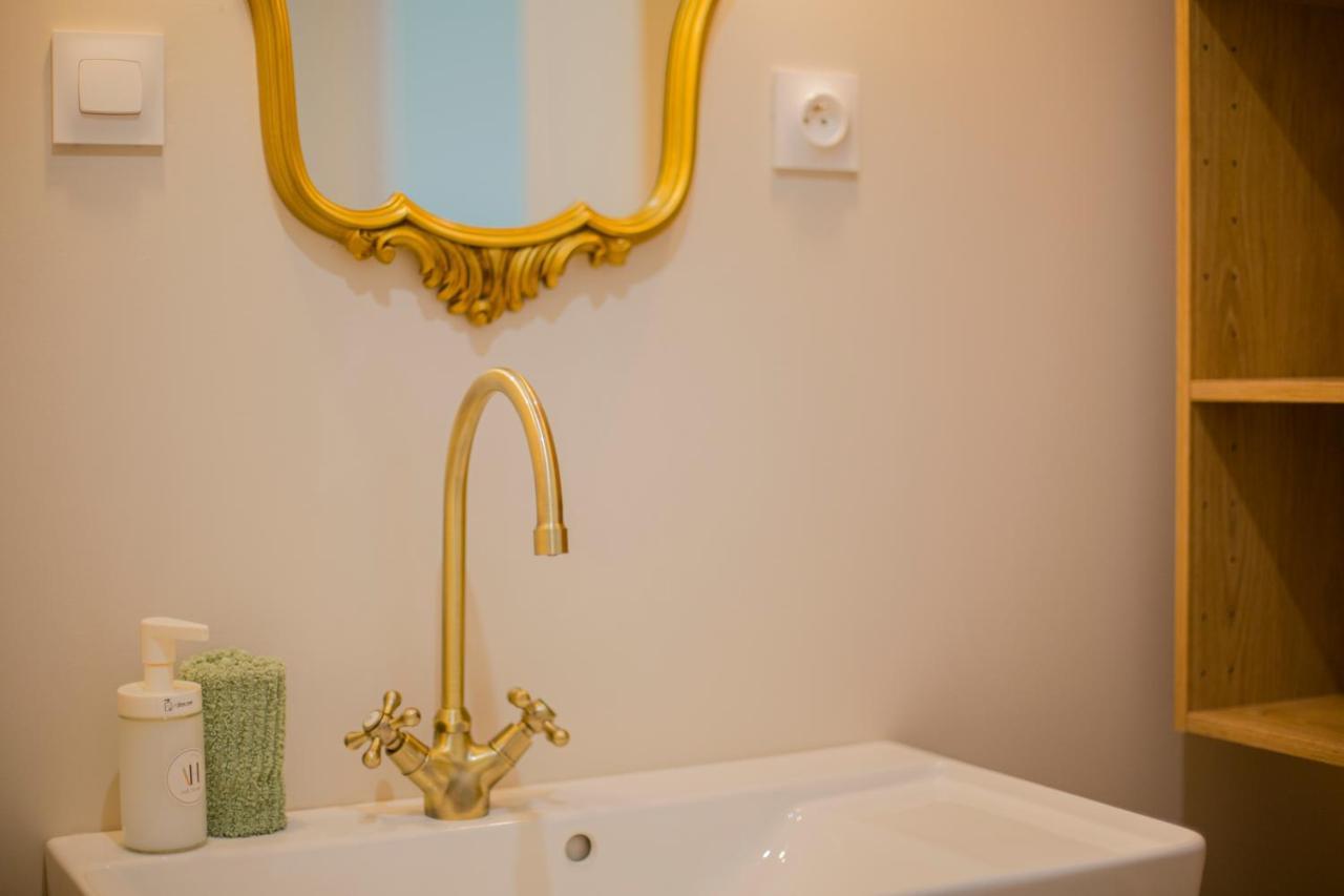 Ideal Pro & Couple - 2 Logements Theme Boho Chic Rdc & Dandy 1Er Etage - Quartier Calme - Jardin - Wifi Hd - Smart Tv - Parking Gratuit - Proche Centre & Transports - Ask Home Valenciennes Exterior foto
